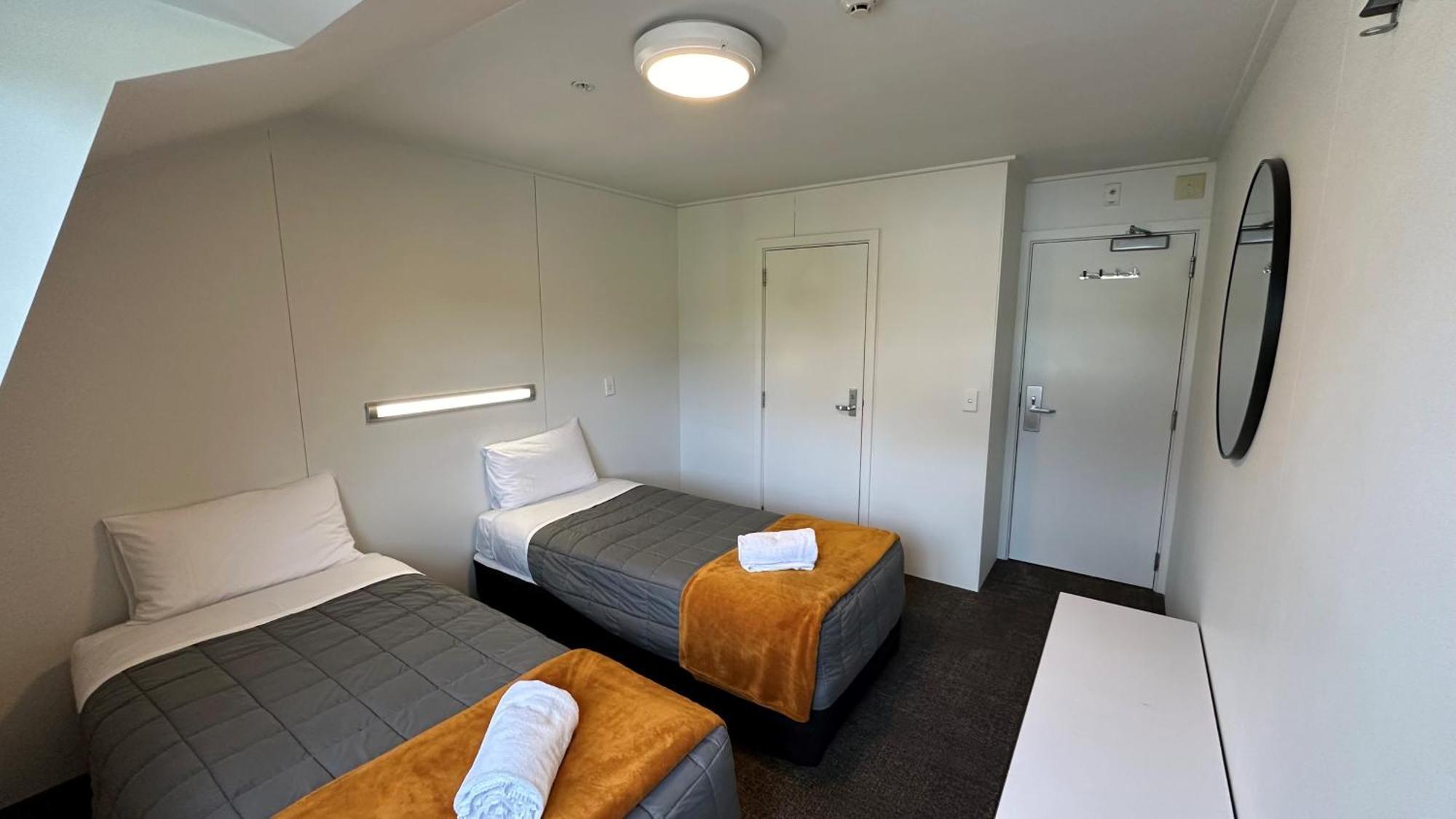 The Brownston Hostel Wanaka Exterior foto